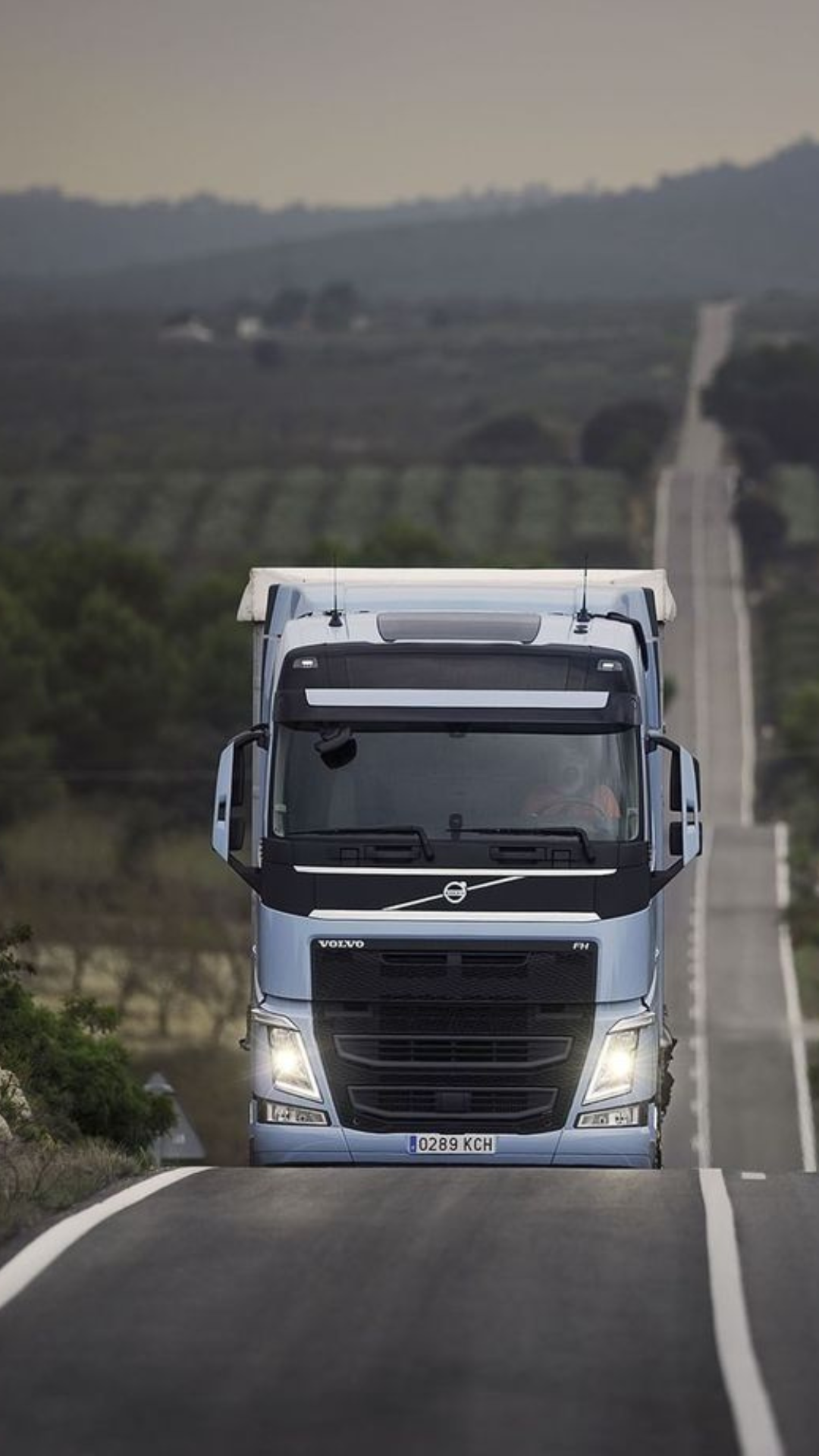 من نحن untitled design (6)